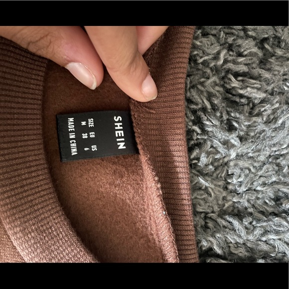 Brown Sweatshirt - Picture 1 of 3